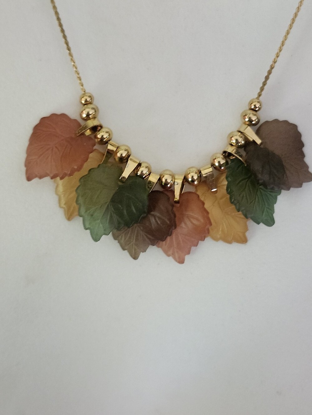 12k Gold Filled Multicolor Leaf Pendant Necklace - Picture 4 of 13